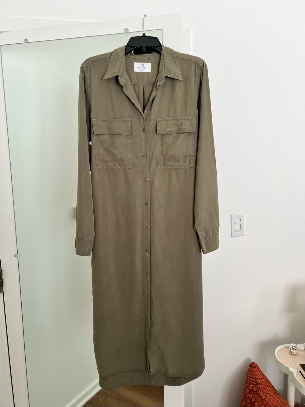 Aritzia - Babaton Utility Long-Sleeve Button-up Midi Shirt Dress - Army Green